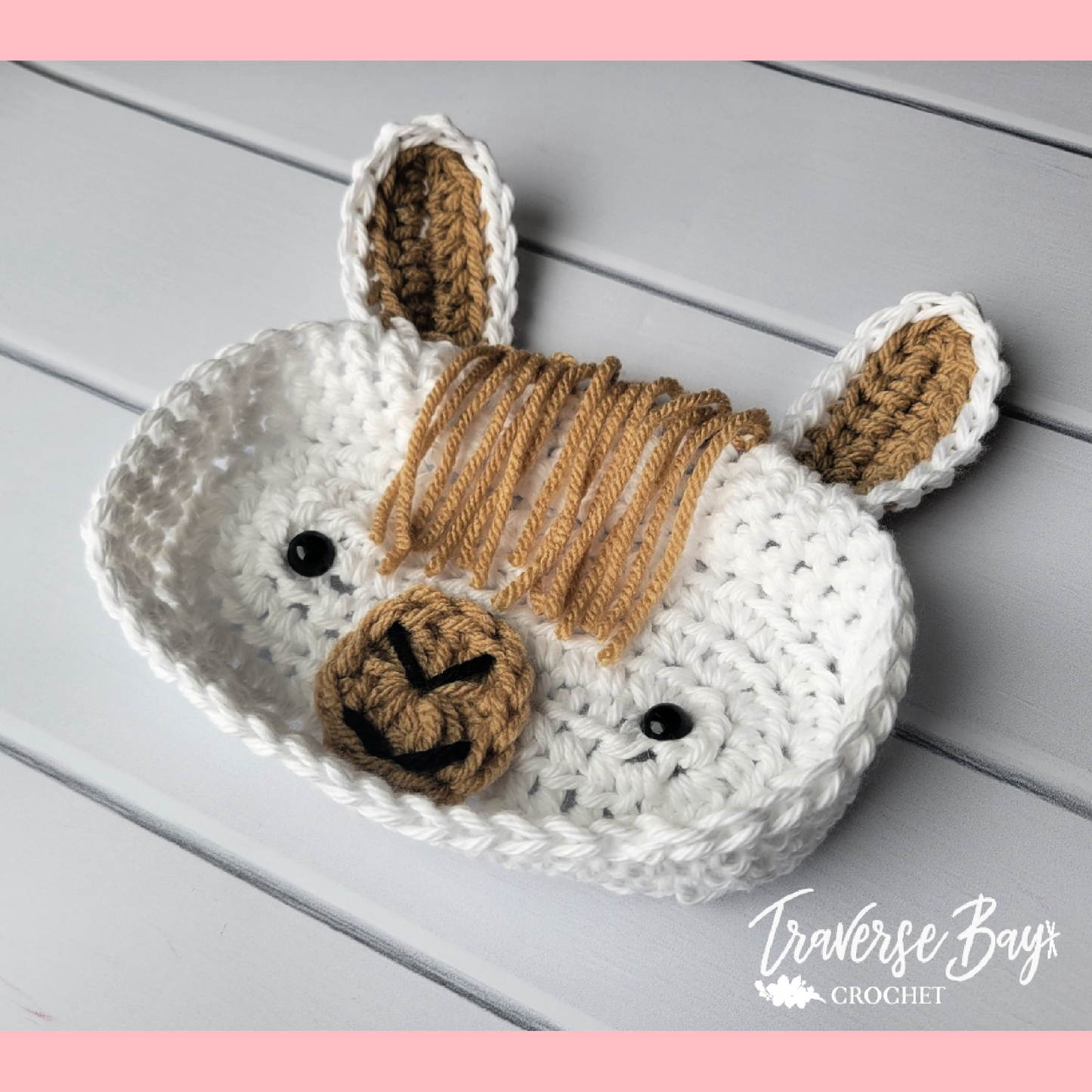 Crochet Llama Glasses Holder Pattern