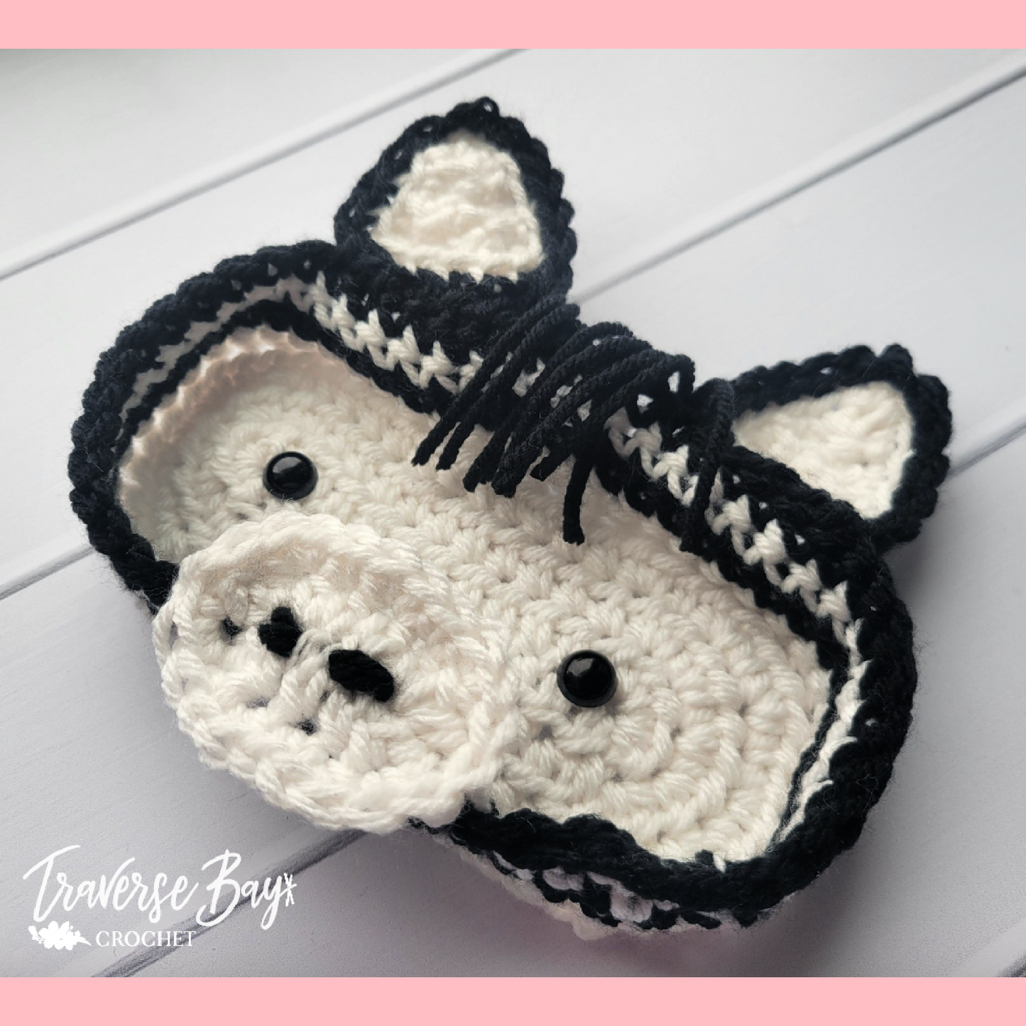 Crochet Zebra Glasses Holder Pattern