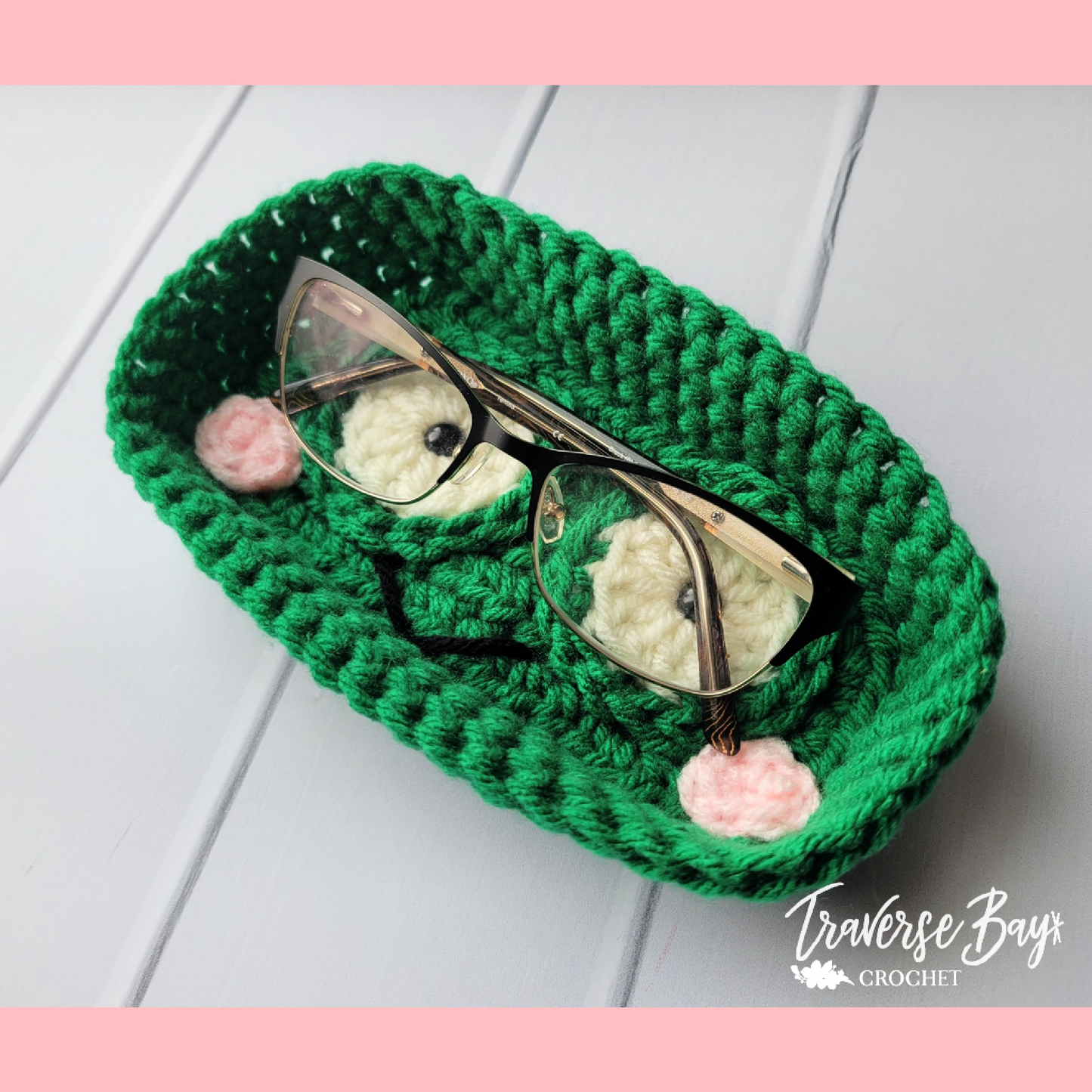 Crochet Frog Glasses Holder Pattern