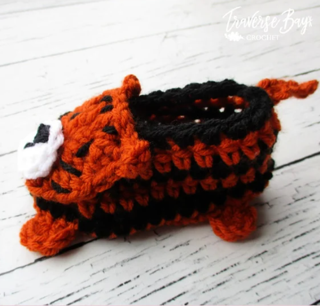 Crochet Tiger Baby Booties