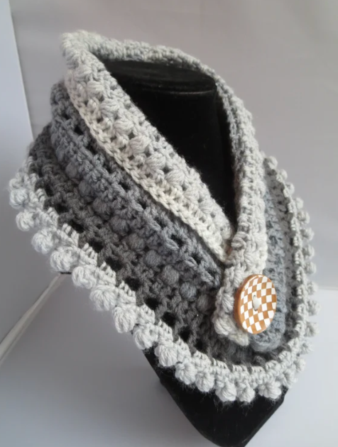 Crochet Pom Cowl Pattern