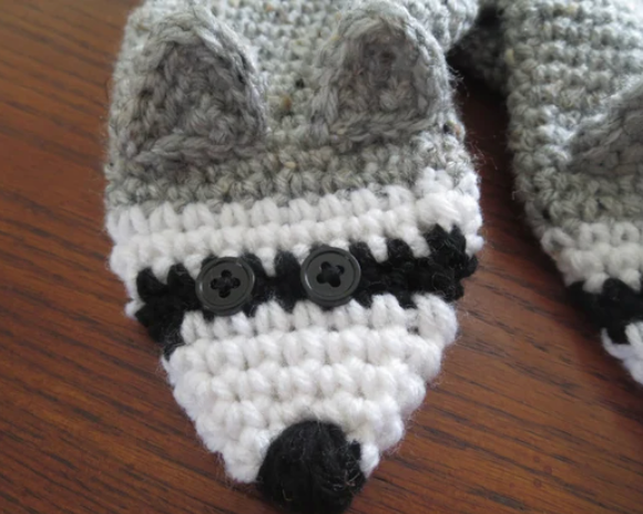Crochet Adult Raccoon Mitten Pattern