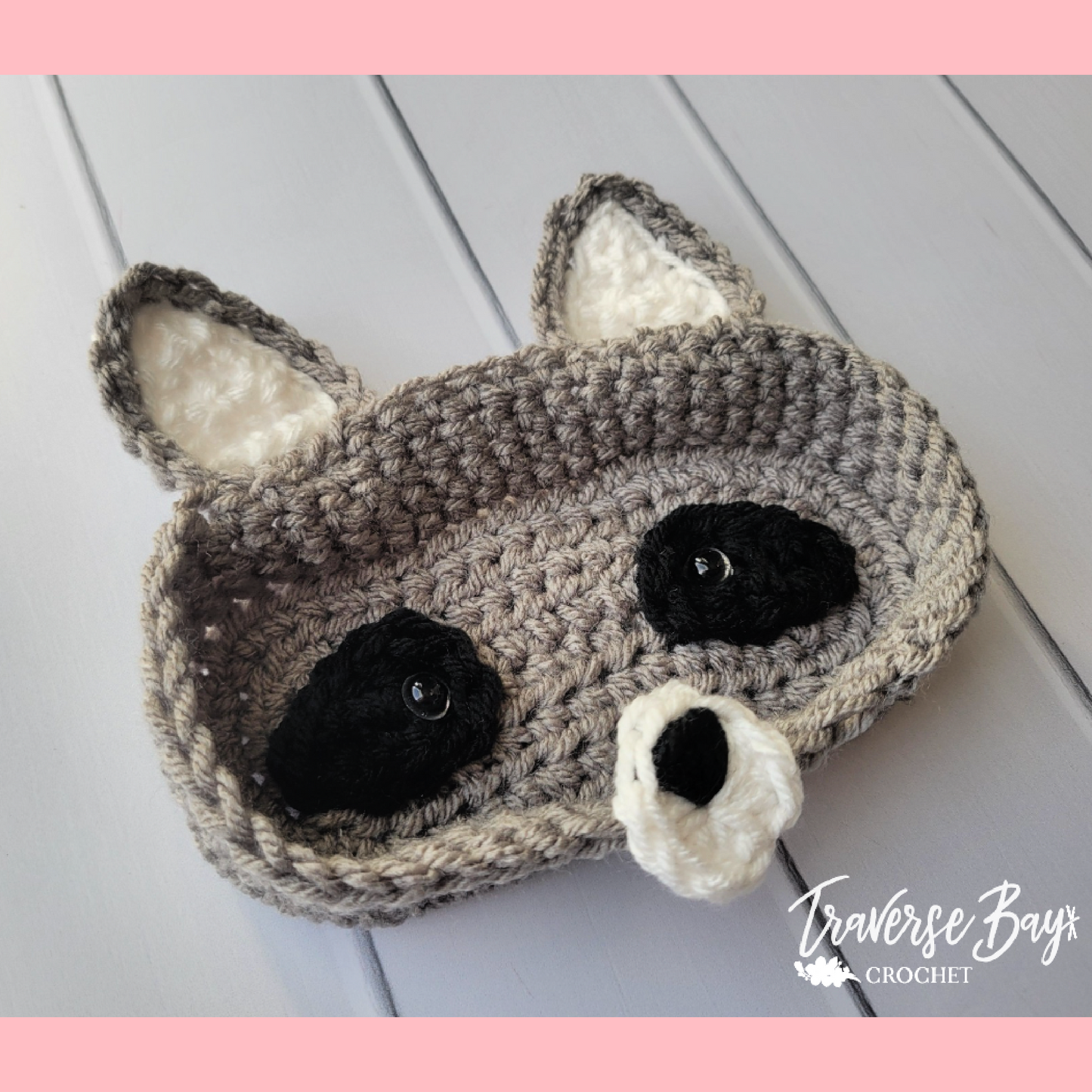 Crochet Raccoon Glasses Holder Pattern