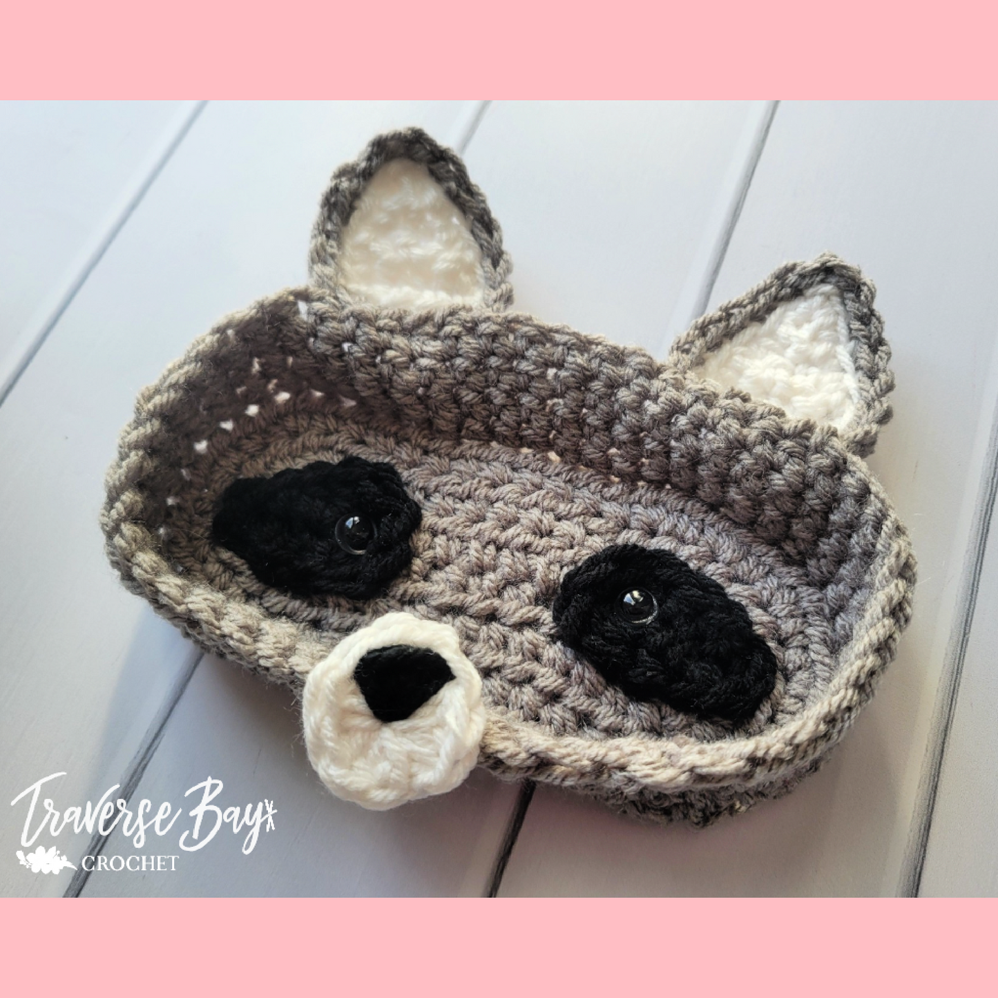 Crochet Raccoon Glasses Holder Pattern