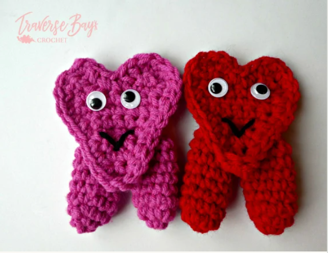 Crochet Heart Finger Puppet Pattern