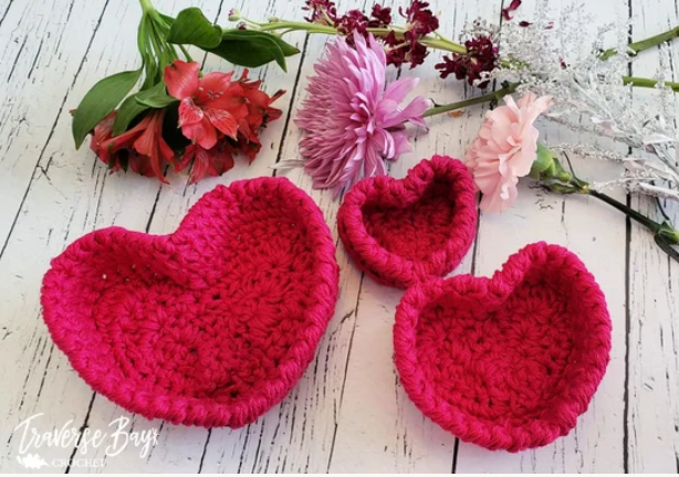 Crochet Heart Nesting Baskets Pattern