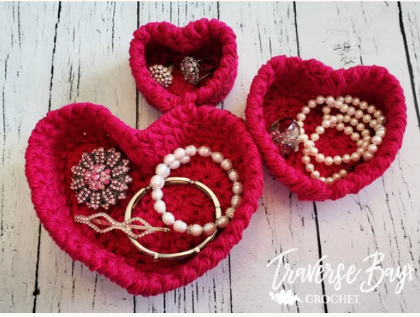 Crochet Heart Nesting Baskets Pattern